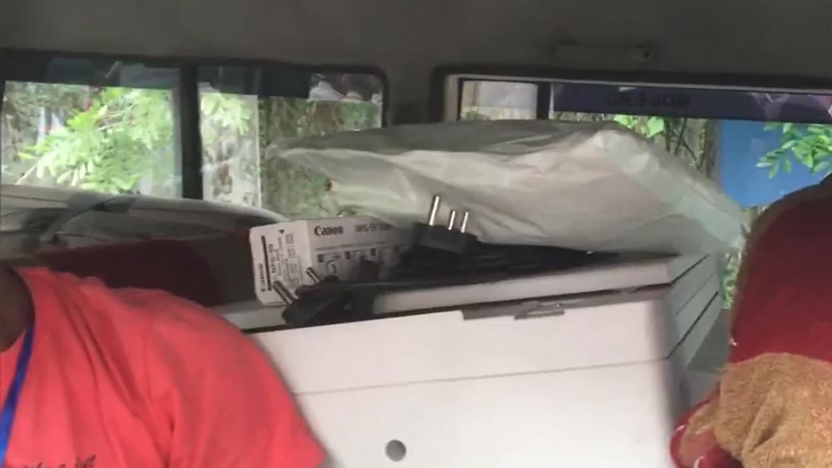 asansol-strong-room-mobile-phone-controversy-election-security