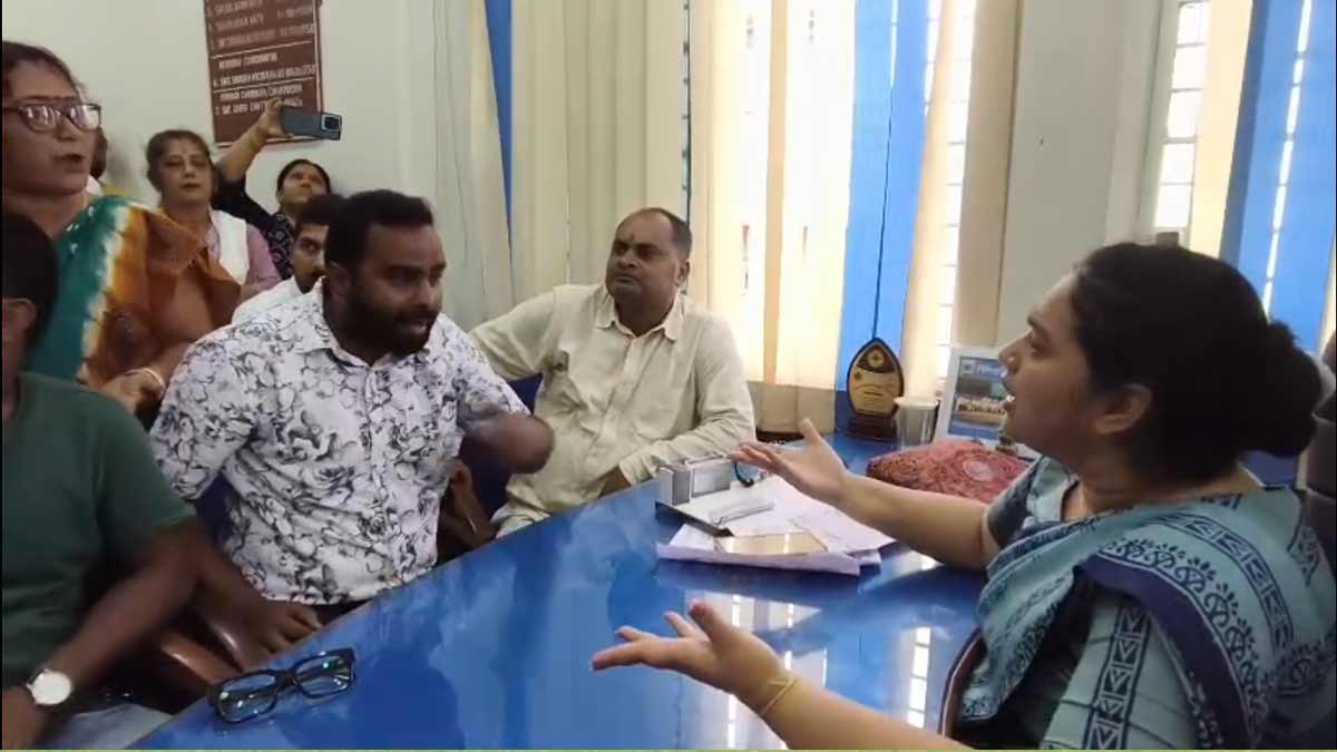 bjp-protests-at-siliguri-borough-office-over-drainage-and-waterlogging-issues