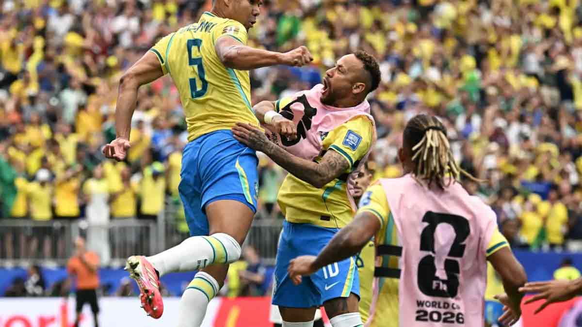 brazil-beat-japan-2-1-fifa-world-cup-round-of-32
