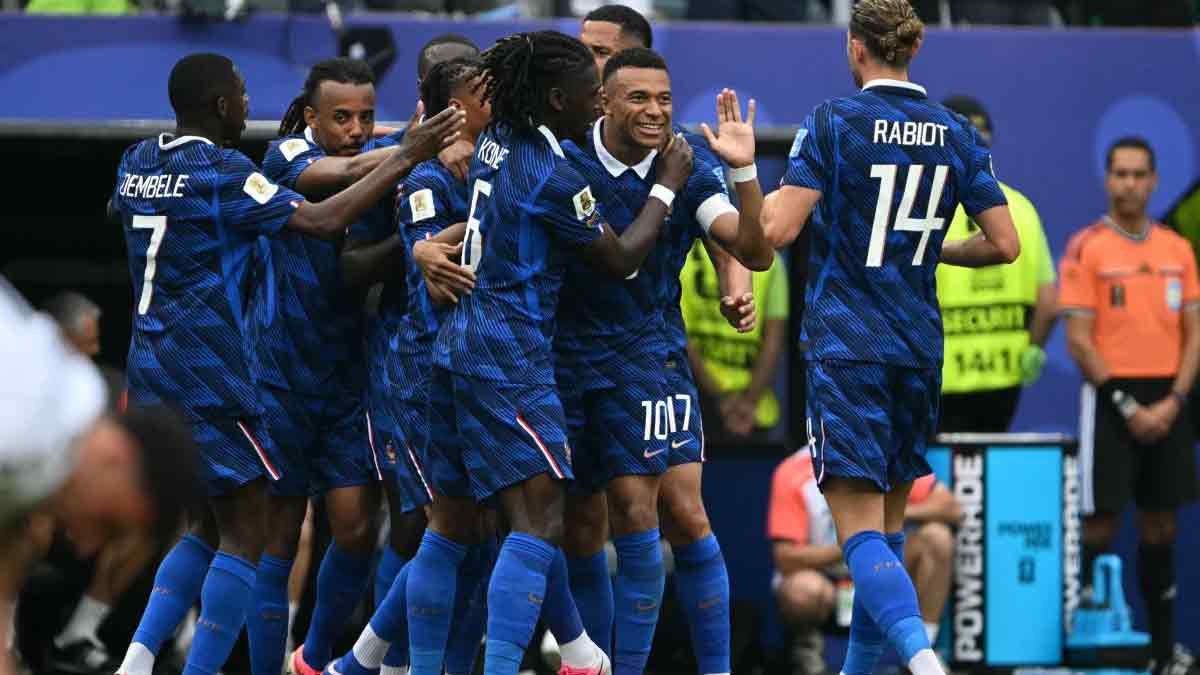 france-beat-iraq-3-0-mbappe-double-FIFA World Cup-knockout