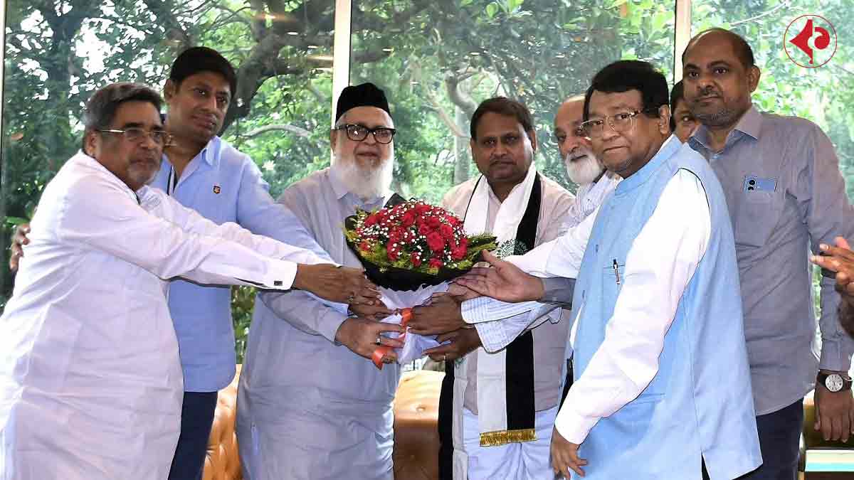 humayun-kabir-speaks-after-becoming-Mohammedan SC-president