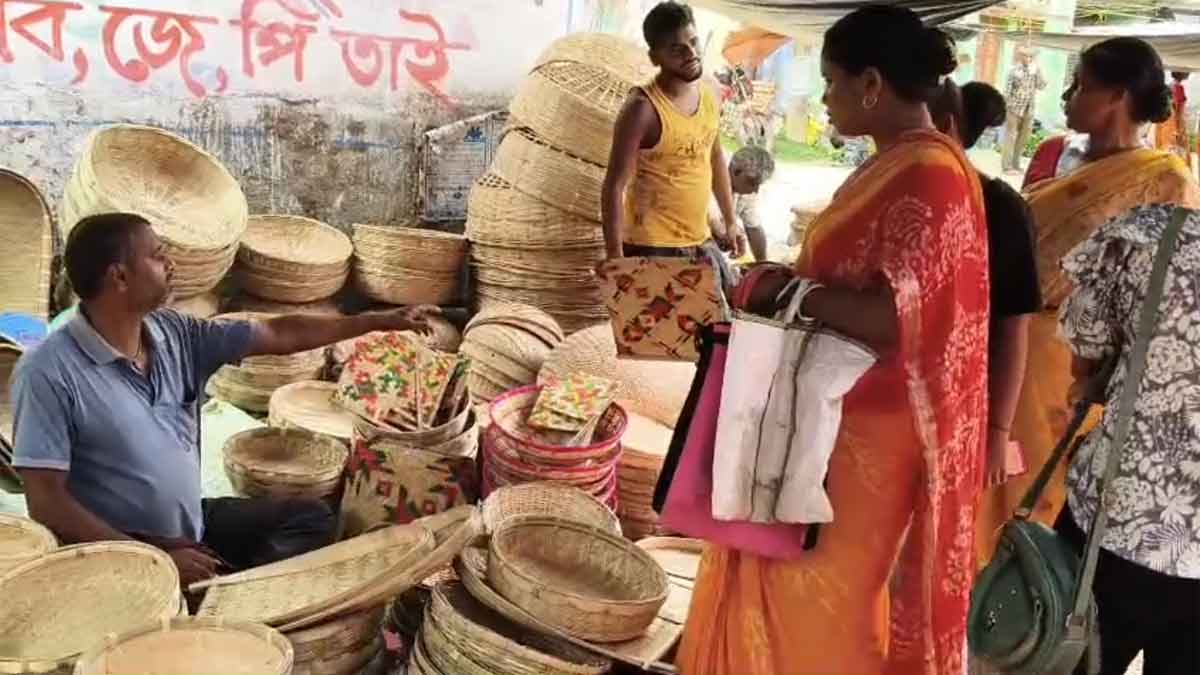 jamai-sasthi-2026-malda-market-crowd-despite-price-rise