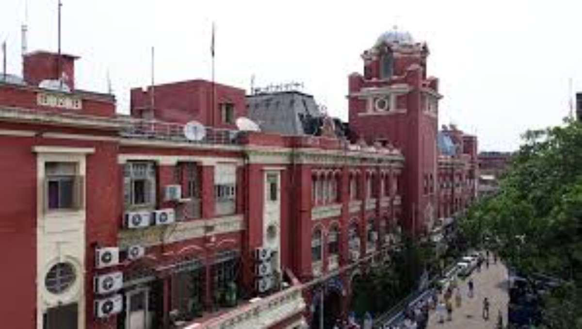 Kolkata Municipal Corporation Deploys Over 100 Senior Officials for Annapurna Yojana