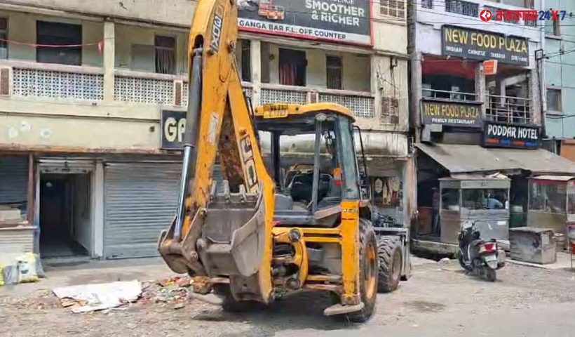 mallaguri-hotel-demolition-over-government-land-encroachment