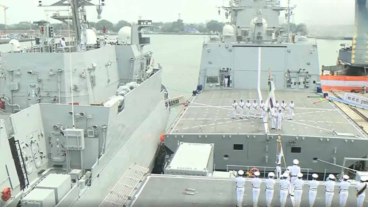 modi-naval-ships-kolkata