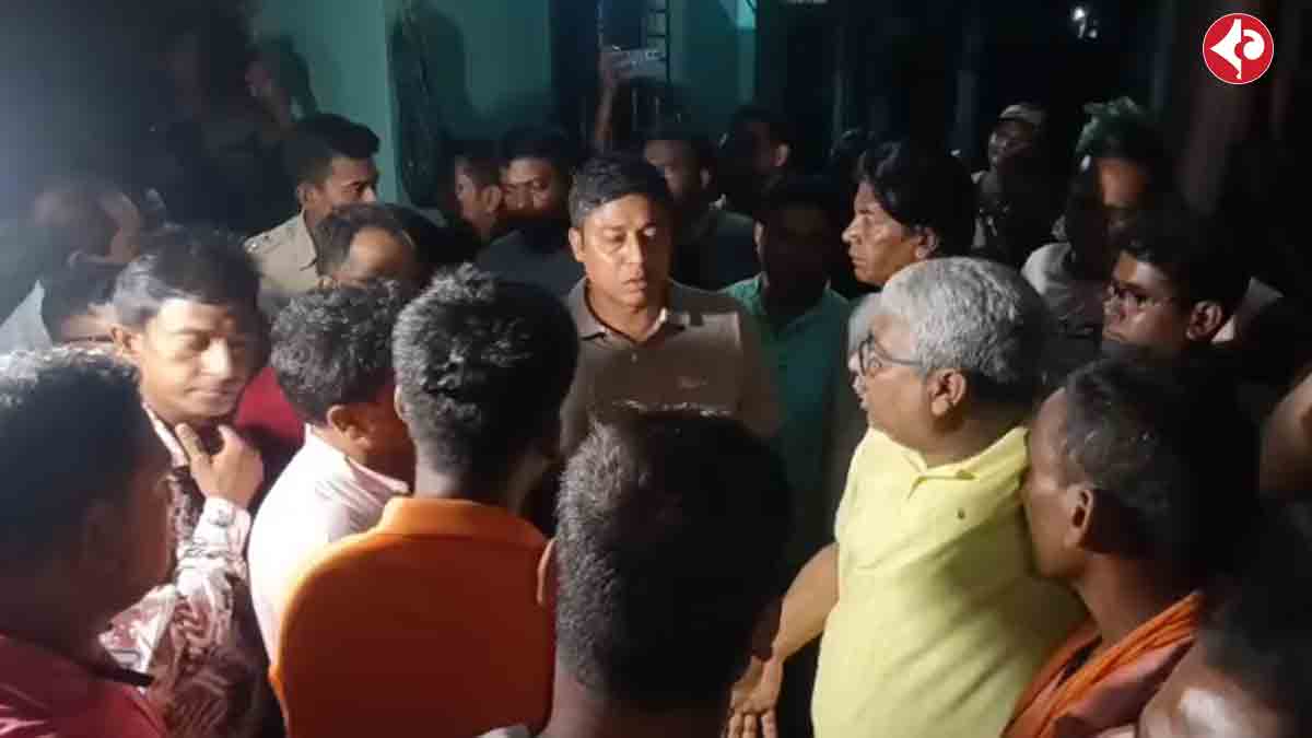 mukutmoni-adhikari-kalyani-flat-police-notice-relief-material-allegation