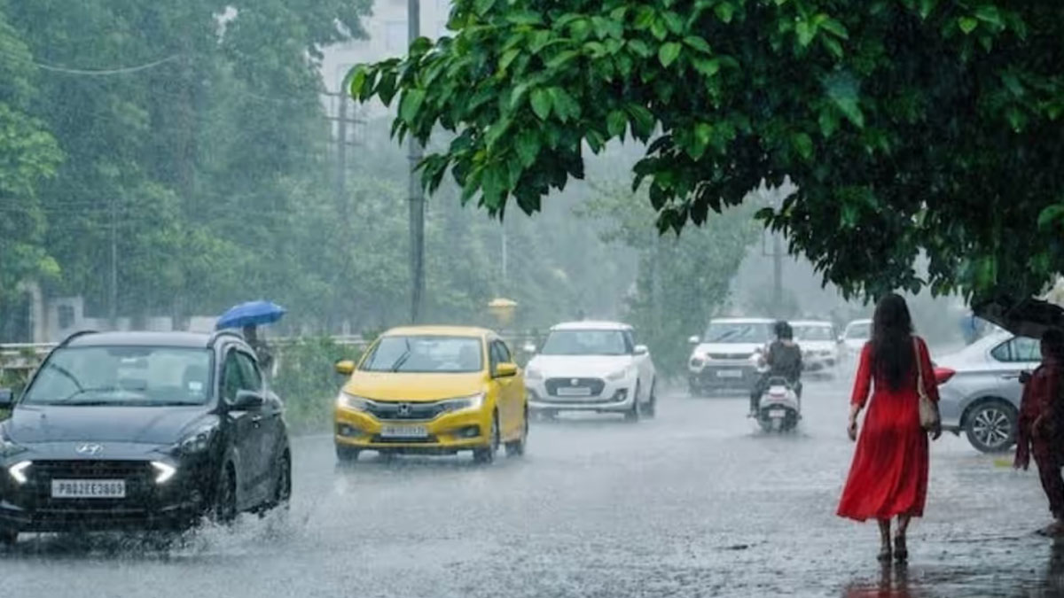Kolkata is unlikely to witness heavy rainfall today