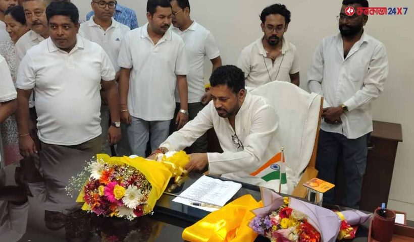 shankar-ghosh-takes-charge-as-west-bengal-tourism-minister