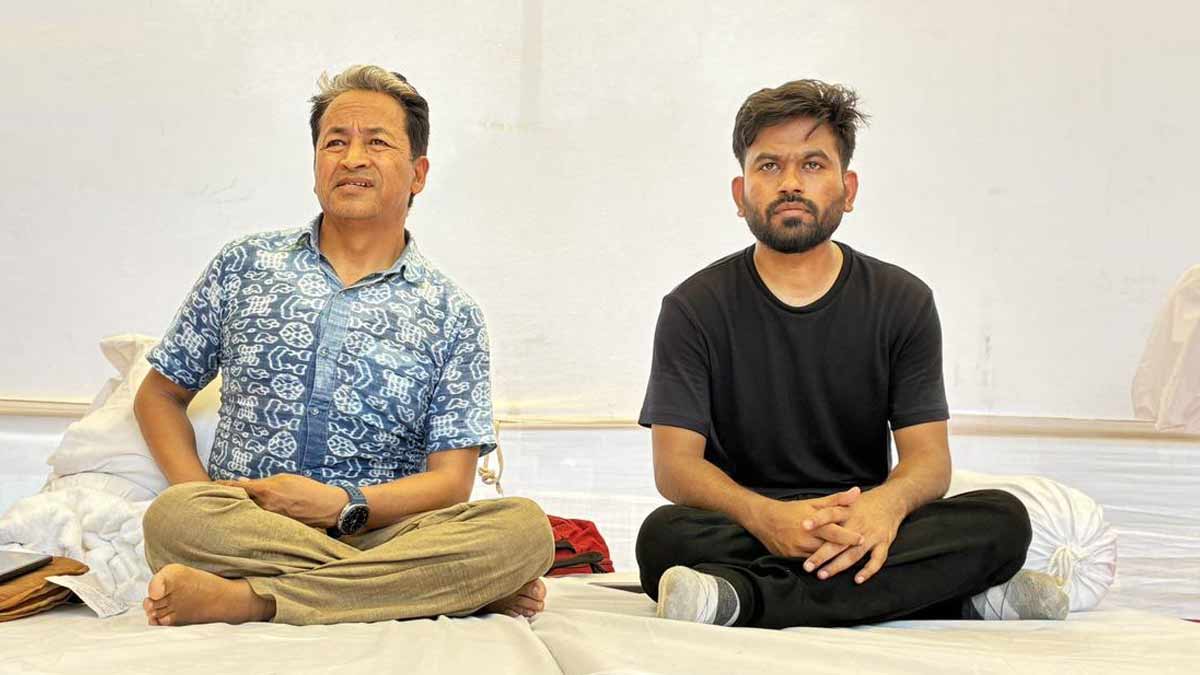 sonam-wangchuk-hunger-strike-delhi-ladakh-protest-2026
