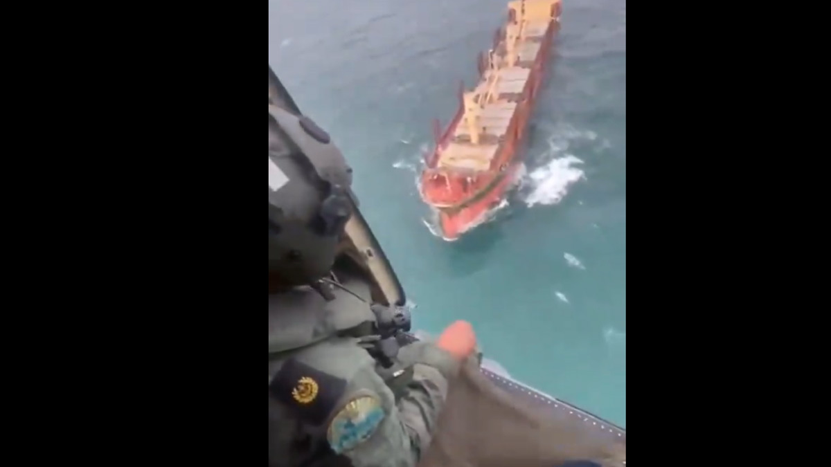 indian-navy-fisherman-rescue