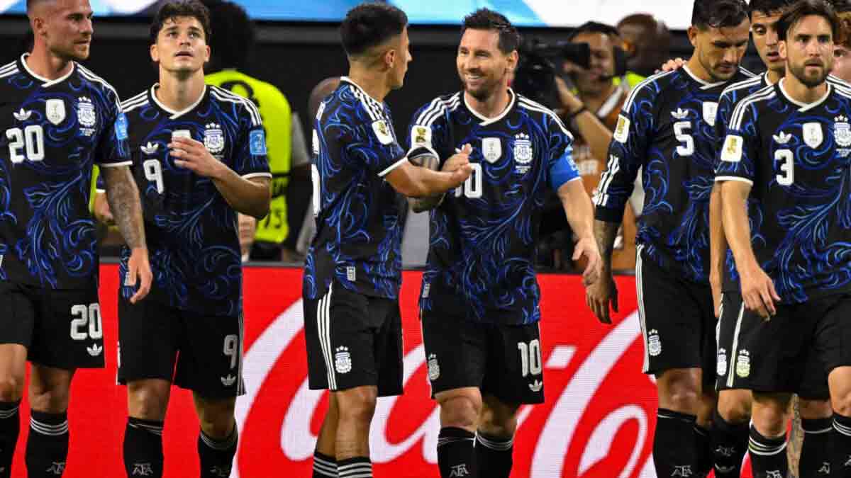 argentina-dark-blue-jersey-vs-england-fifa-approval-world-cup