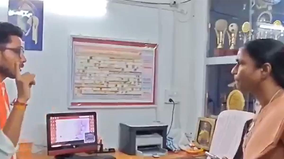 gujarat-school-hanuman-chalisa-row