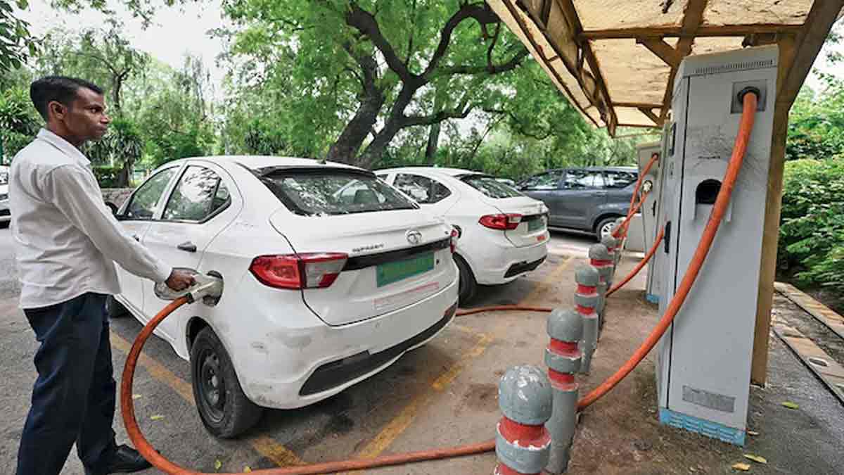 india-ev-adoption-2030