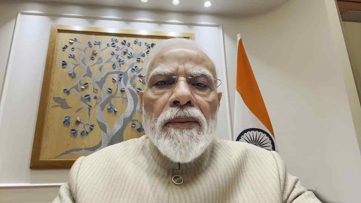 pm-modi-midnight-video-message-paper-leak-cabinet-meeting-parliament