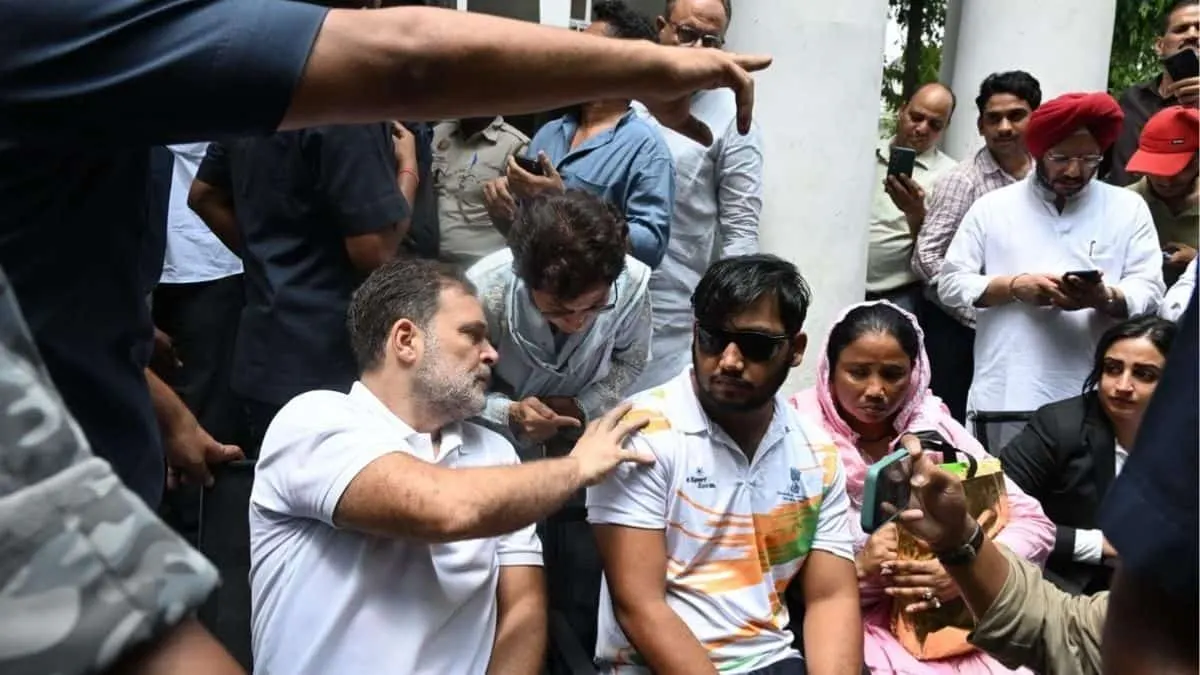 rahul-gandhi-sahil-lochav-protest