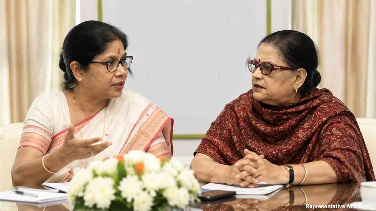West Bengal Politics shashi-panja-kakoli-ghosh-dastidar-meeting-defection-rumours