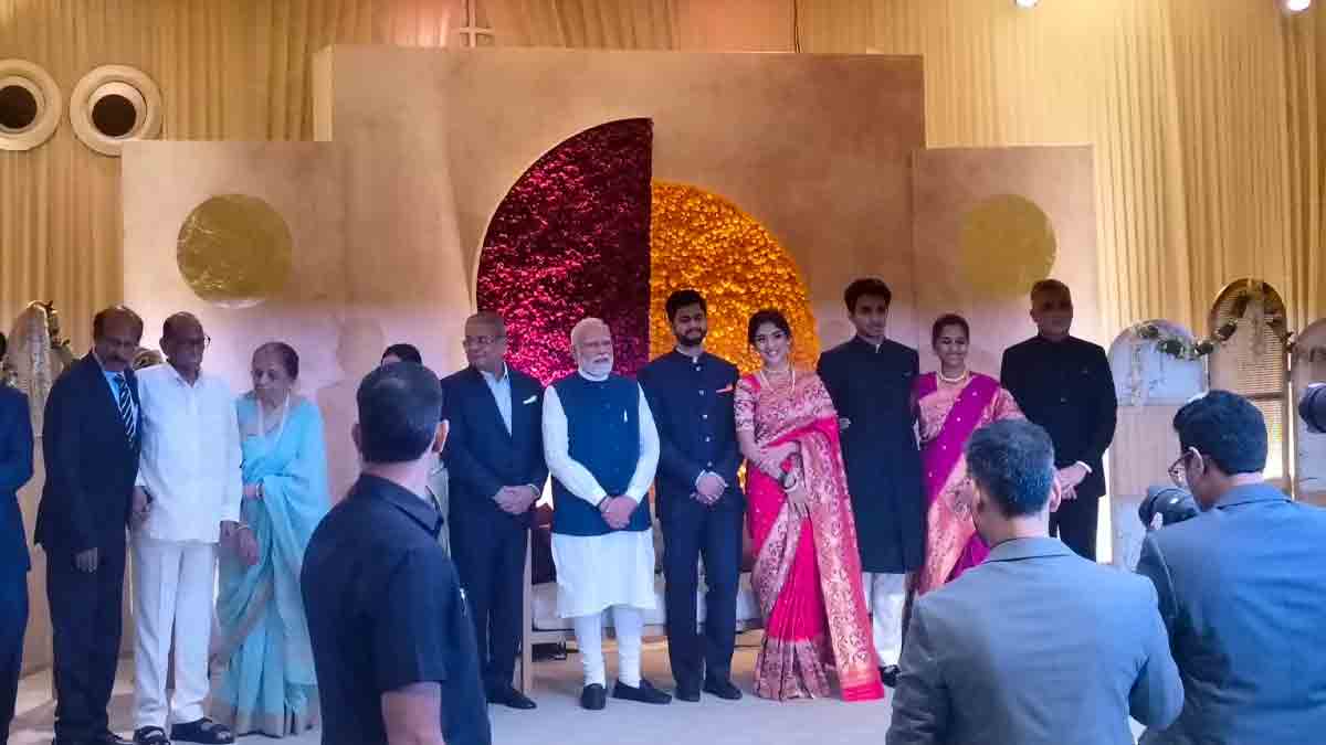 amit-shah-rahul-gandhi-supriya-sule-daughter-reception