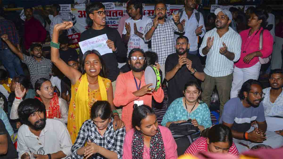 jharkhand-student-protest-government-accepts-demands-cbi-probe