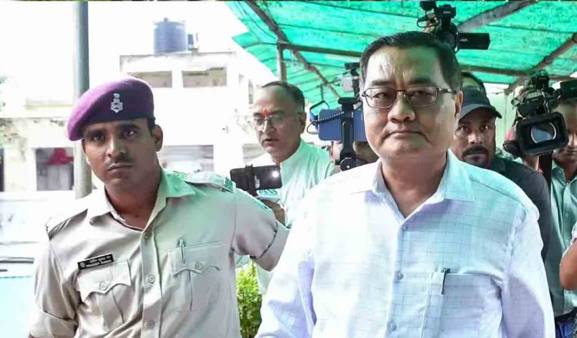 jpsc-irregularities-former-chairman-arrest-ranchi-student-protest