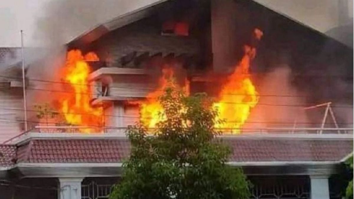 shakib-al-hasan-house-attack