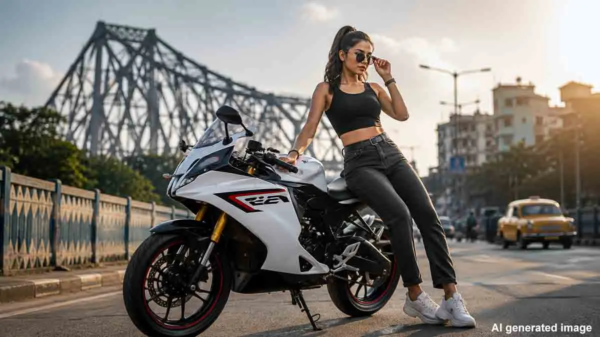 yamaha-r2-vs-r15-v4-five-key-differences