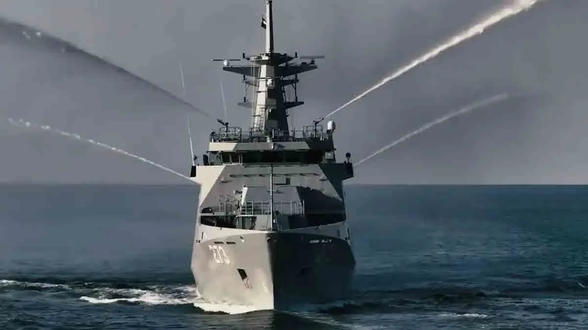 PNS Hunain