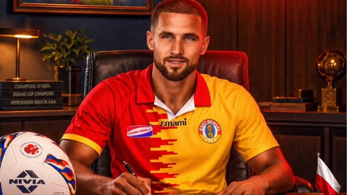 east-bengal-polish-forward