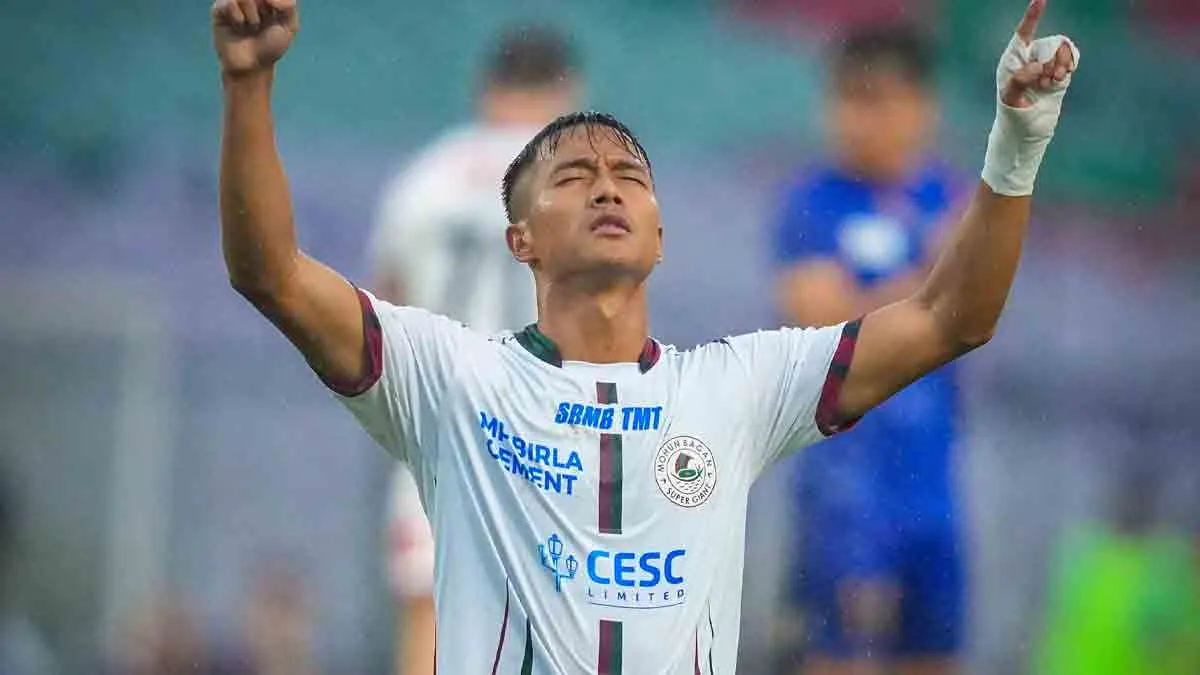 ifa-shield-2026-mohun-bagan-beat-sreenidi-deccan-6-0-chhangte-hat-trick