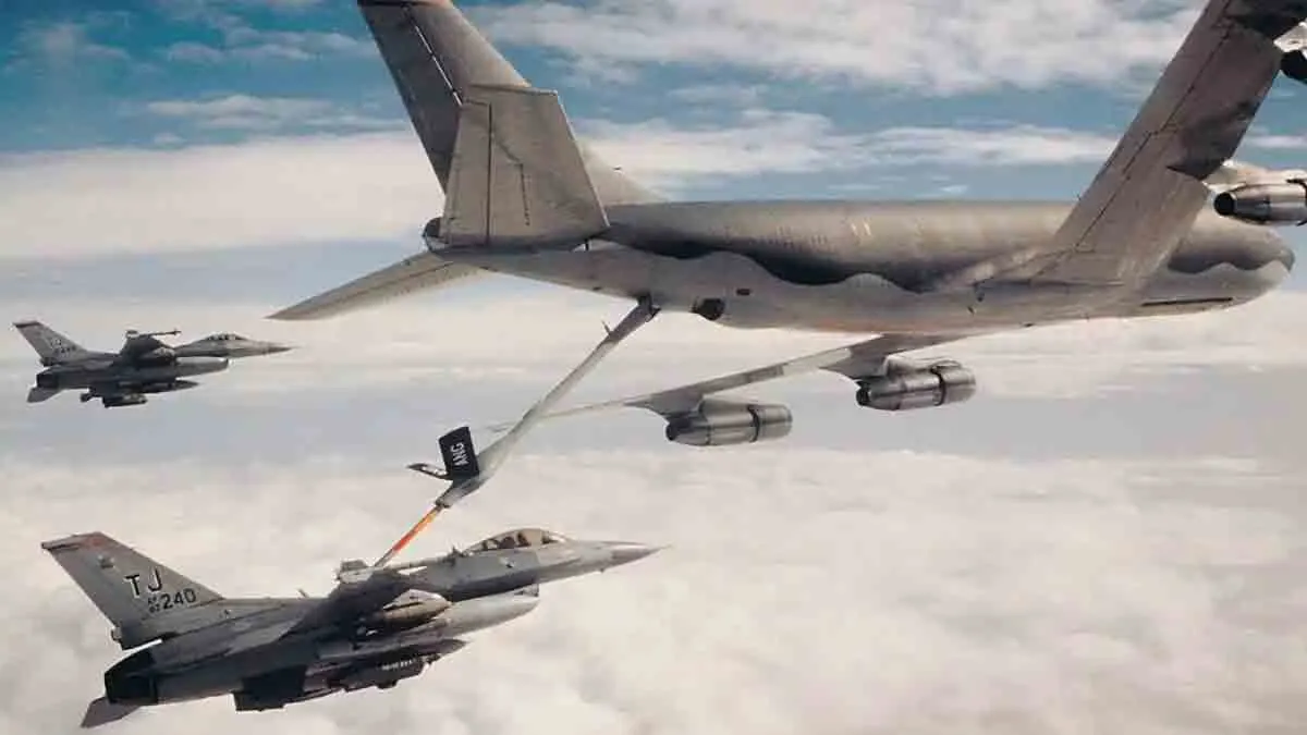 Jet refuelling