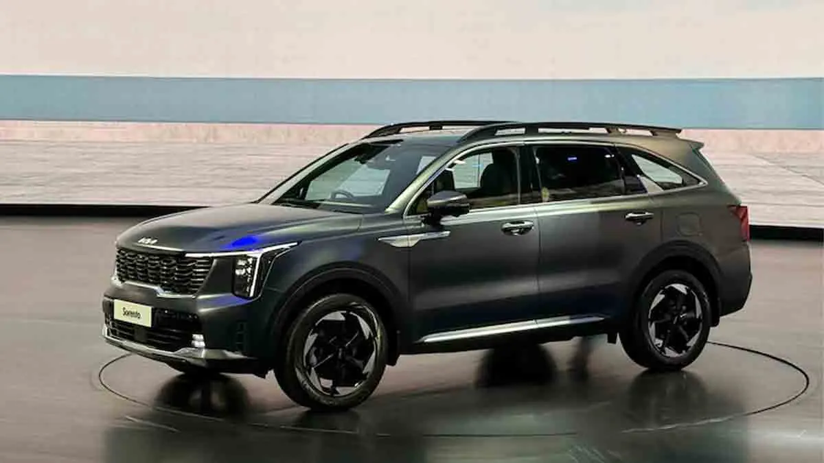 kia-sorento-launched-india-price-diesel-hybrid-awd-features